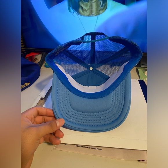 6 hat bundle - Picture 5 of 12